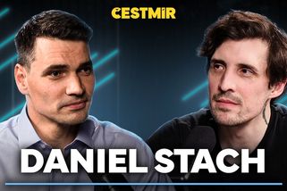 Daniel Stach. Mám červenou linii, kdy z ČT odejdu, nechci dělat kompromis s politiky | Čestmír Strakatý podcast